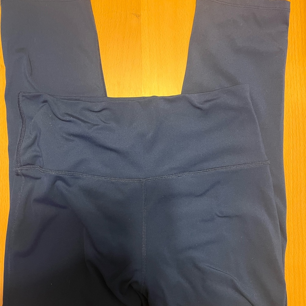 Like New Reel Legends Dark Blue High-Rise Capri Leggings